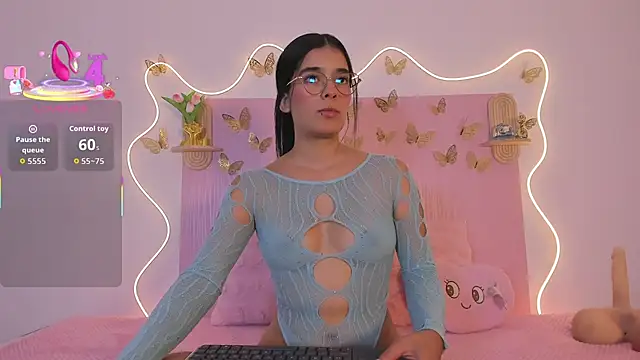 Isaa-queen online show from 03.17.26