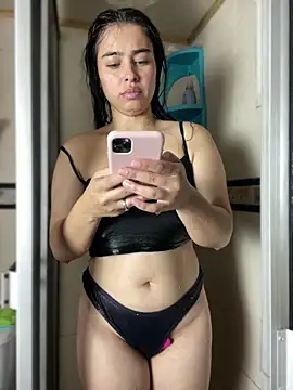 I Valentina online show from 03.10.26