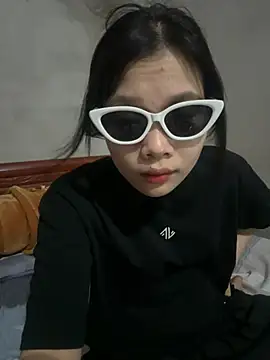 Nancyk6 online show from 04.21.26