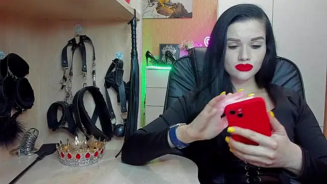 KristiTopxx online show from 10.25.25