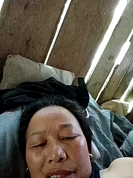 heesuu11 online show from 04.07.26