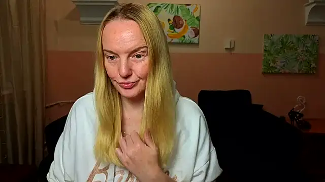Snapshot of Bella_soulmate chatting on 07.12.26 Bella soulmate online show from 07.12.26