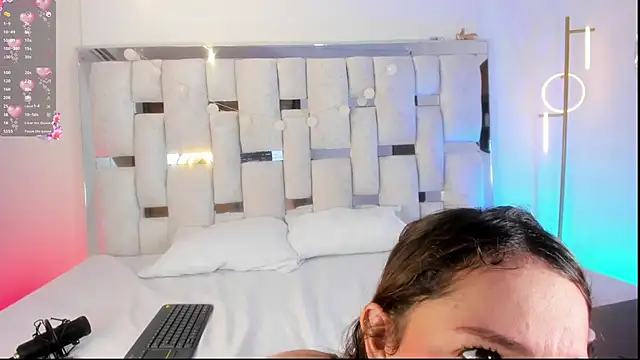 HecateCorvin online show from 02.26.26