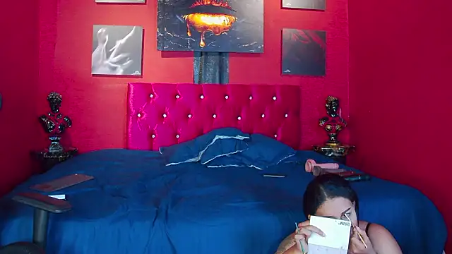 Luna Dante fox online show from 03.22.26