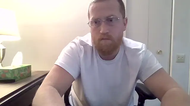 Snapshot of tytheexhibionist chatting on 05.04.26 tytheexhibionist online show from 05.04.26
