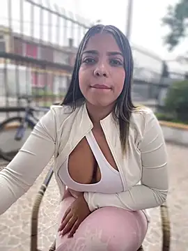 AdaPink  online show from 05.08.26
