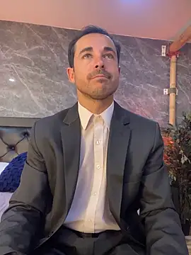 Snapshot of Adams_Sanz chatting on 05.28.26 Adams Sanz online show from 05.28.26