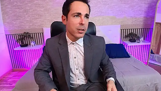 Snapshot of Adams_Sanz chatting on 06.04.26 Adams Sanz online show from 06.04.26