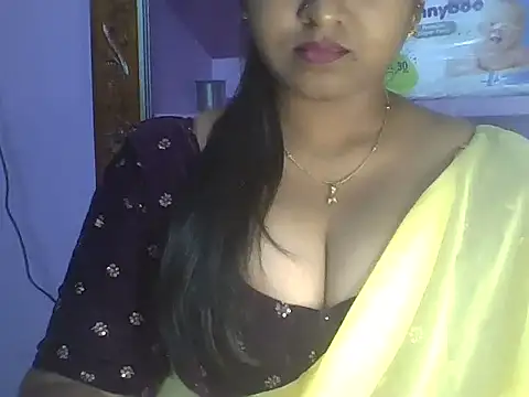 Snapshot of Tamil_Kuttyma chatting on 06.20.26 Tamil Kuttyma online show from 06.20.26