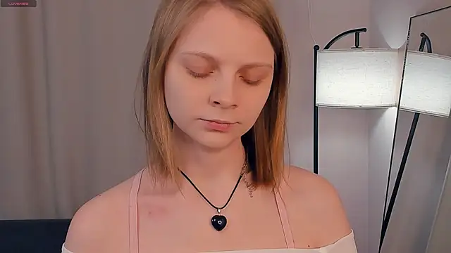 Snapshot of AmmieObarr chatting on 03.02.26 AmmieObarr online show from 03.02.26