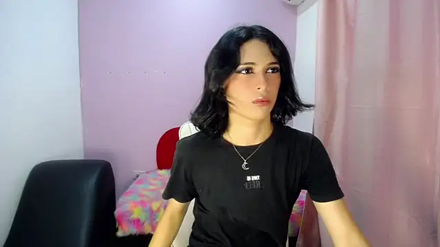 Larry craft online show from 04.01.26