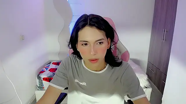 Larry craft online show from 04.17.26