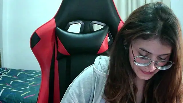 Snapshot of Sparkyvape chatting on 02.27.26 Sparkyvape online show from 02.27.26