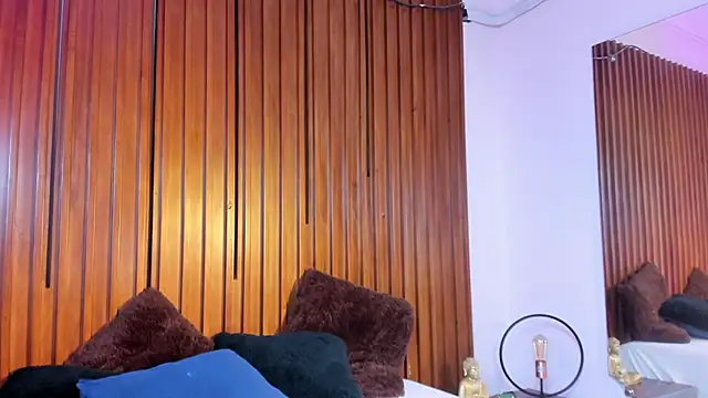 Snapshot of Laila-Miller chatting on 03.02.26 Laila-Miller online show from 03.02.26