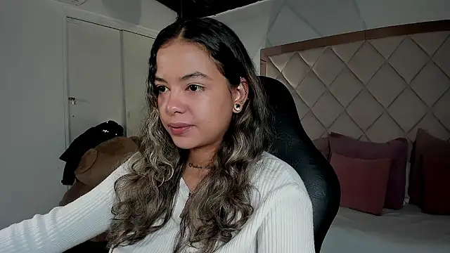 dulce lyraa1 online show from 03.17.26