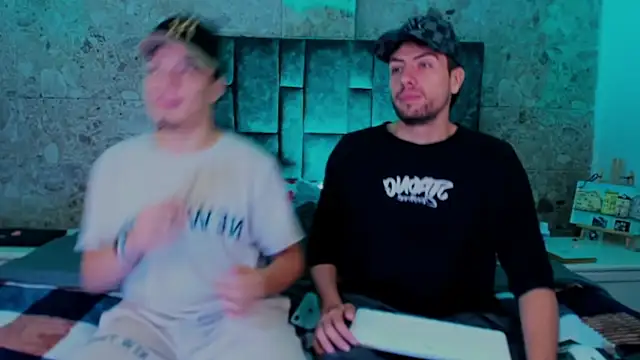 alex and christhoper online show from 04.30.26