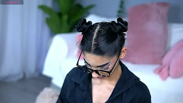 AvaCalvert online show from 03.29.26