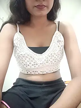 Snapshot of Heena_shrma chatting on 07.06.26 Heena shrma online show from 07.06.26