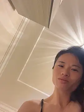 Mia-lp online show from 03.03.26