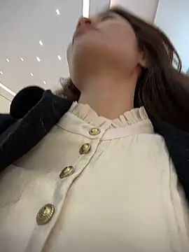 Mia-lp online show from 04.13.26