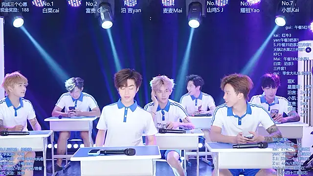 Snapshot of AOA-boy chatting on 07.26.26 AOA-boy online show from 07.26.26