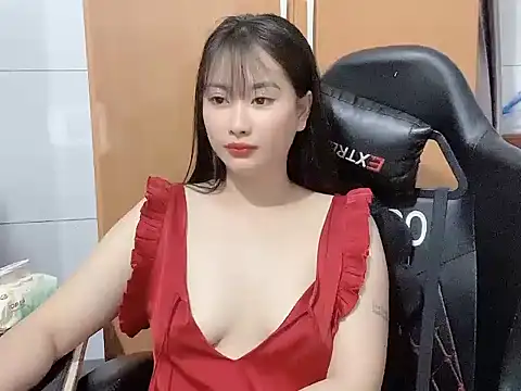 Snapshot of Sunny2868 chatting on 02.28.26 Sunny2868 online show from 02.28.26