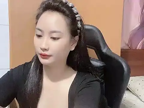 Sunny2868 online show from 04.25.26