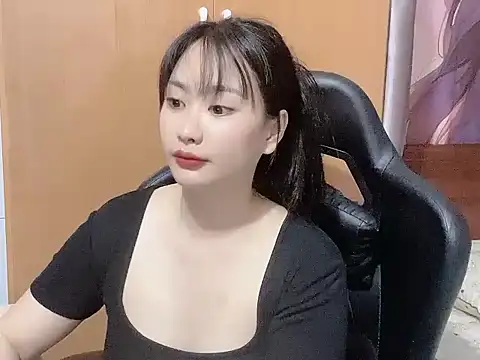 Sunny2868 online show from 04.26.26