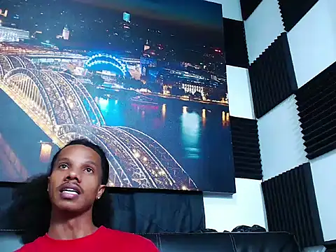 Snapshot of Josh_fit7 chatting on 03.31.26 Josh fit7 online show from 03.31.26