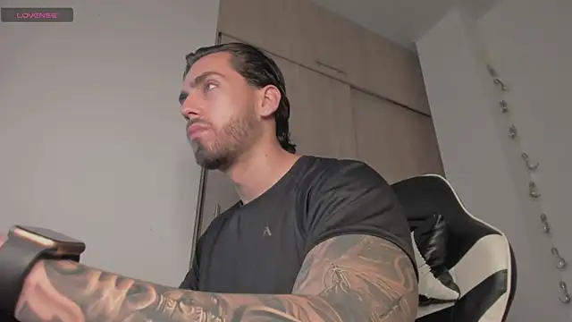 Axel  Blaze online show from 04.22.26