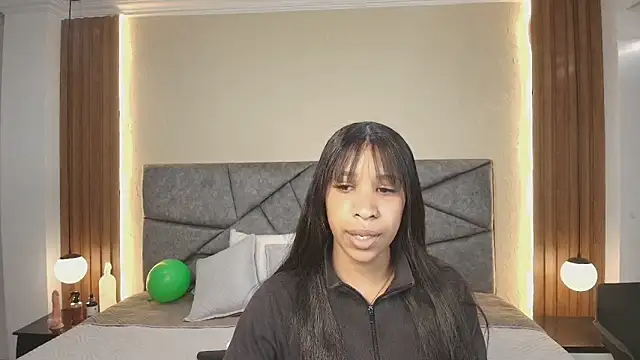 Snapshot of ShayMilleer chatting on 05.25.26 ShayMilleer online show from 05.25.26