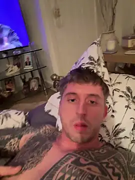 Snapshot of freddie321 chatting on 02.24.26 freddie321 online show from 02.24.26