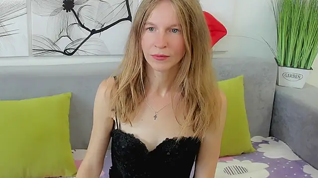 Mira XOo online show from 07.20.26