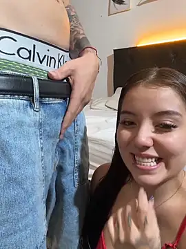 sarah and taylor online show from 04.10.26