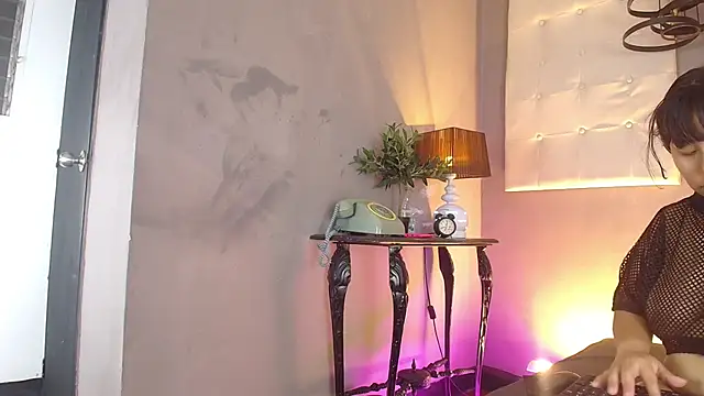 Assly Love online show from 03.03.26