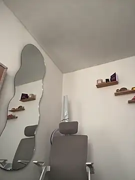 Misty-kat online show from 04.13.26