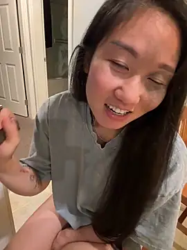 Snapshot of Asianxx chatting on 03.04.26 Asianxx online show from 03.04.26