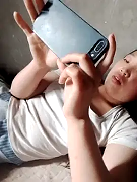 Miu la online show from 04.04.26