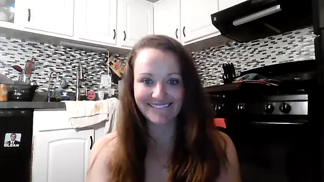 Snapshot of thenakedtrainer69 chatting on 04.22.26 thenakedtrainer69 online show from 04.22.26