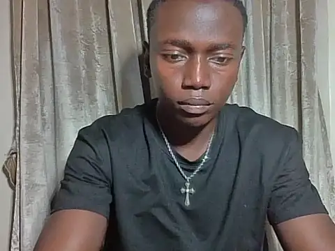 Snapshot of darkerberryguy chatting on 02.27.26 darkerberryguy online show from 02.27.26