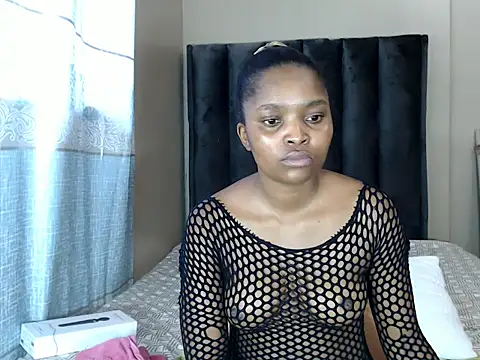 Snapshot of LexyDiana chatting on 02.27.26 LexyDiana online show from 02.27.26