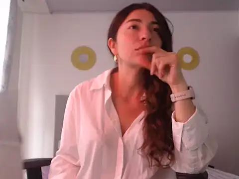 Snapshot of Julietaamado chatting on 05.29.26 Julietaamado online show from 05.29.26
