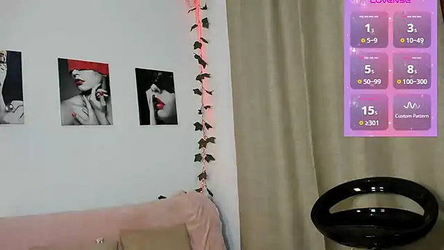Snapshot of Rebeca_Marchetti chatting on 06.30.26 Rebeca Marchetti online show from 06.30.26