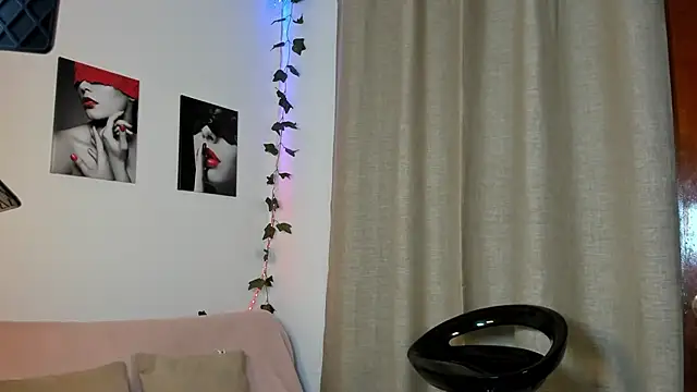 Snapshot of Rebeca_Marchetti chatting on 07.14.26 Rebeca Marchetti online show from 07.14.26