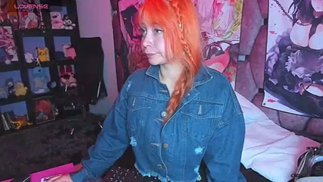 Snapshot of Maky_Coss chatting on 06.02.26 Maky Coss online show from 06.02.26