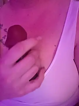 Snapshot of ludderlotta chatting on 03.26.26 ludderlotta online show from 03.26.26