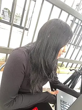 GeorgiaPink  online show from 03.25.26