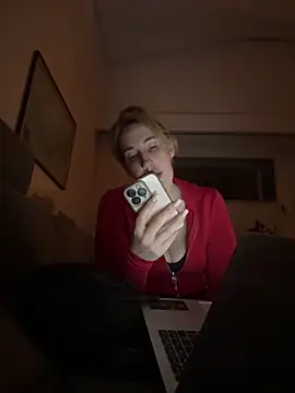 Snapshot of JuliaPrivat chatting on 02.28.26 JuliaPrivat online show from 02.28.26