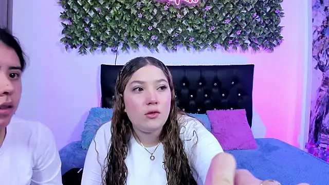 valeria and zoe online show from 05.29.26