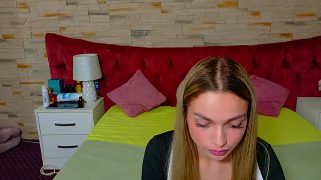 LannaSkyy online show from 03.20.26